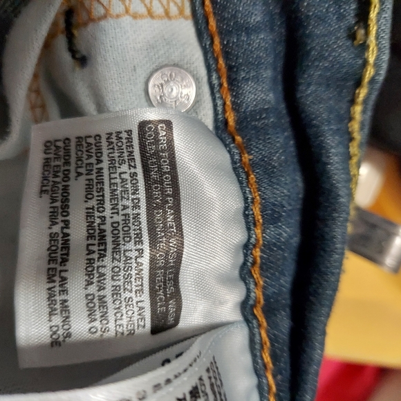 Levi Jeans 511 - Picture 6 of 7